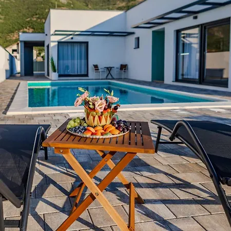 Del Sol Μόσταρ